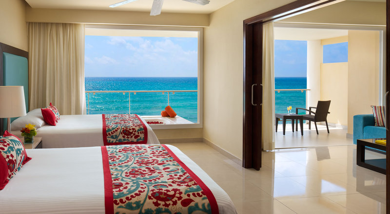 NOW Jade Riviera Cancun pictures and details