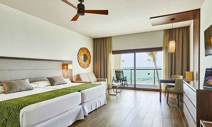 Last moment vacation deals to Maldives