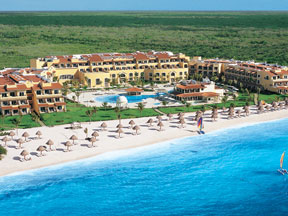 Last minute travel to Riviera Maya